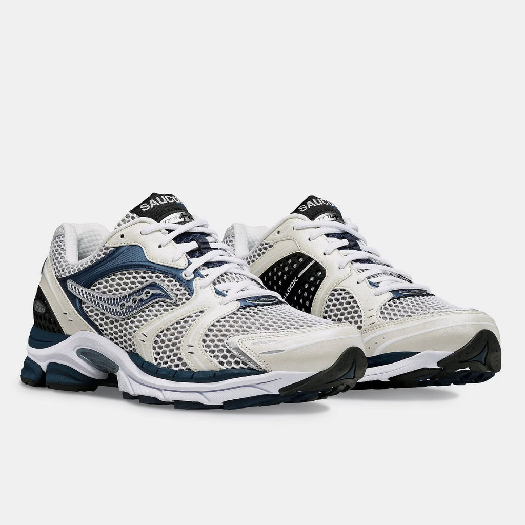 SAUCONY ProGrid Triumph Victory 4