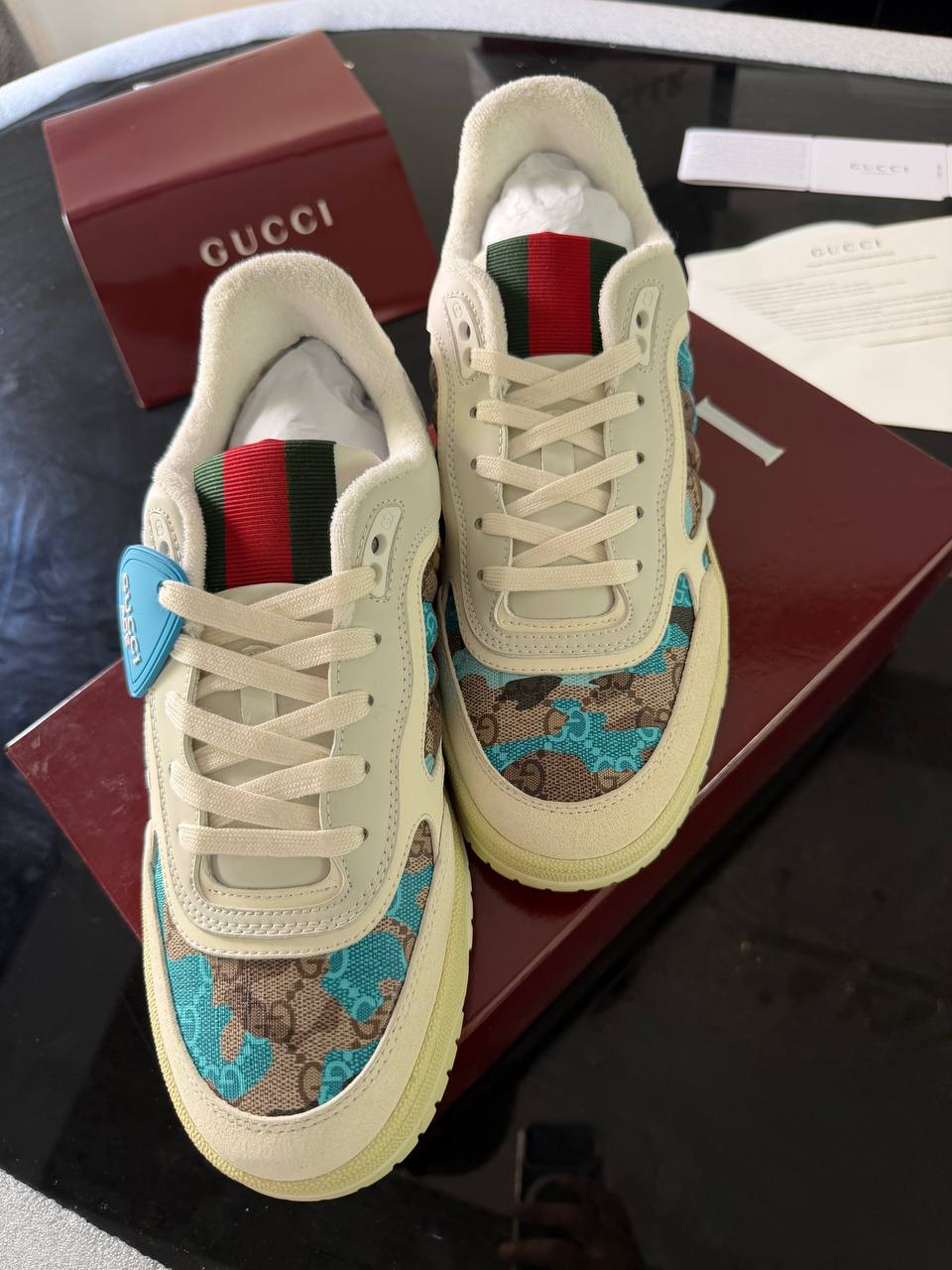 Gucci Re-Web  – Élégance Iconique & Style Contemporain