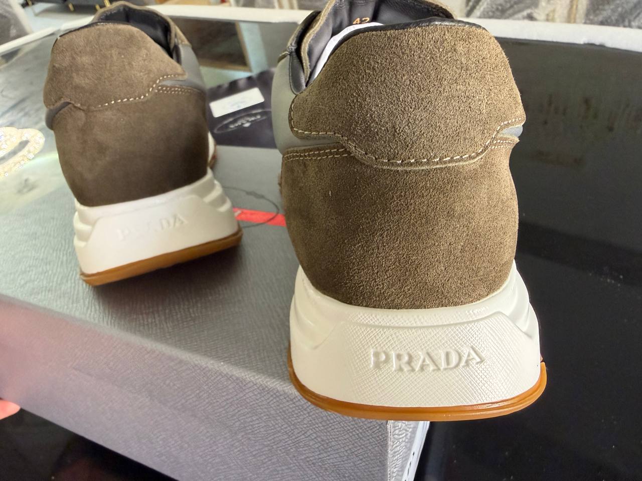 Prada Prax 01 Re-Nylon