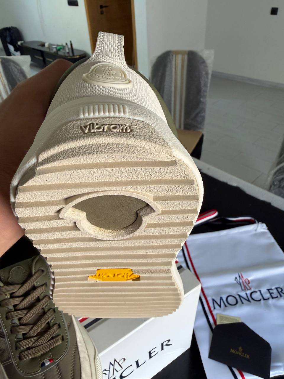 Moncler Monpulse _ Olive