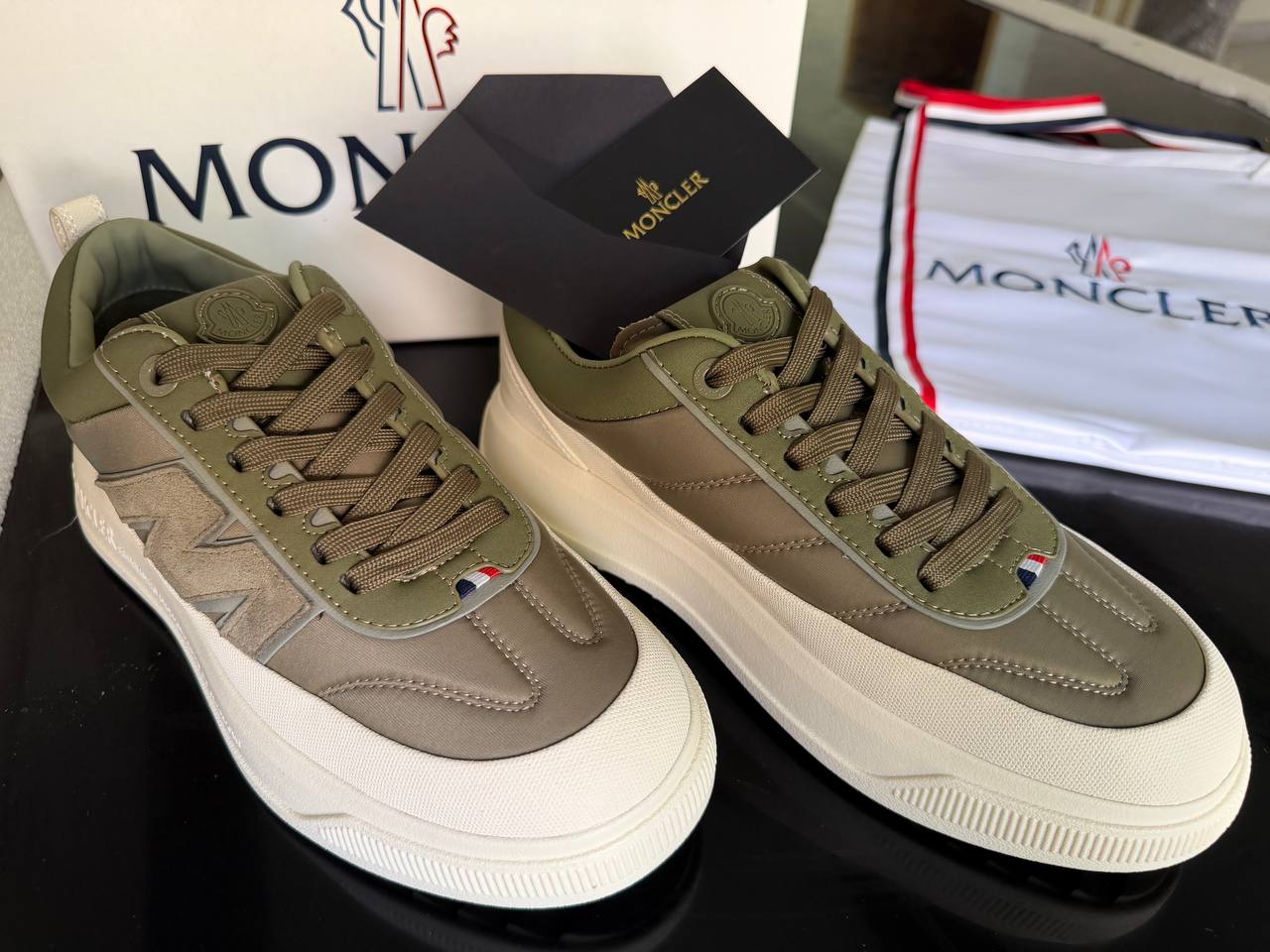 Moncler Monpulse _ Olive
