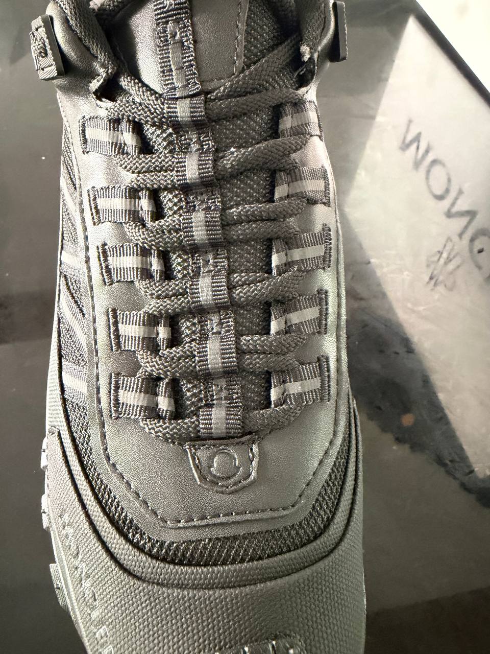 Moncler Trailgrip GTX cuir — NOIR